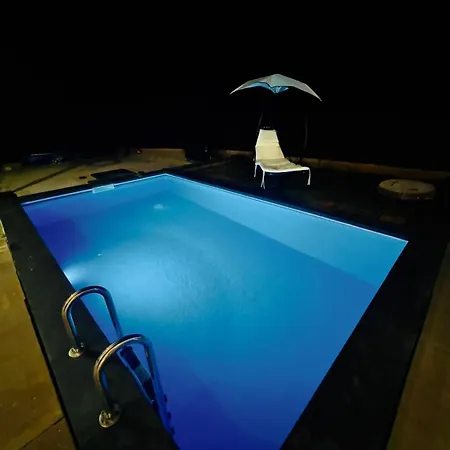 Prázdninový dům The Alpine Poolhouse Trnovo